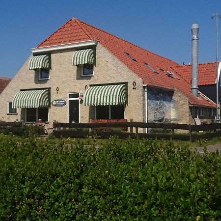 De Cyprian Bed & Breakfast Kaard Kültér fotó