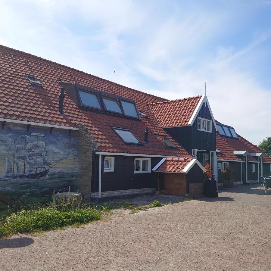De Cyprian Bed & Breakfast Kaard Kültér fotó