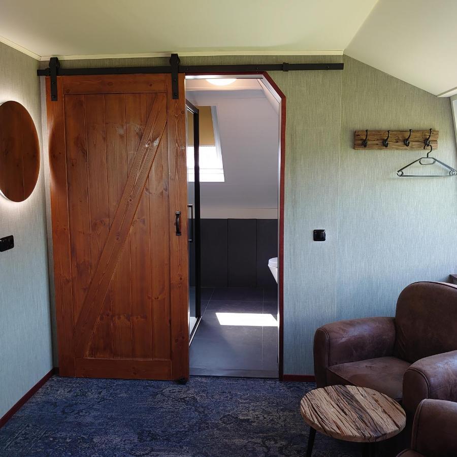 De Cyprian Bed & Breakfast Kaard Kültér fotó