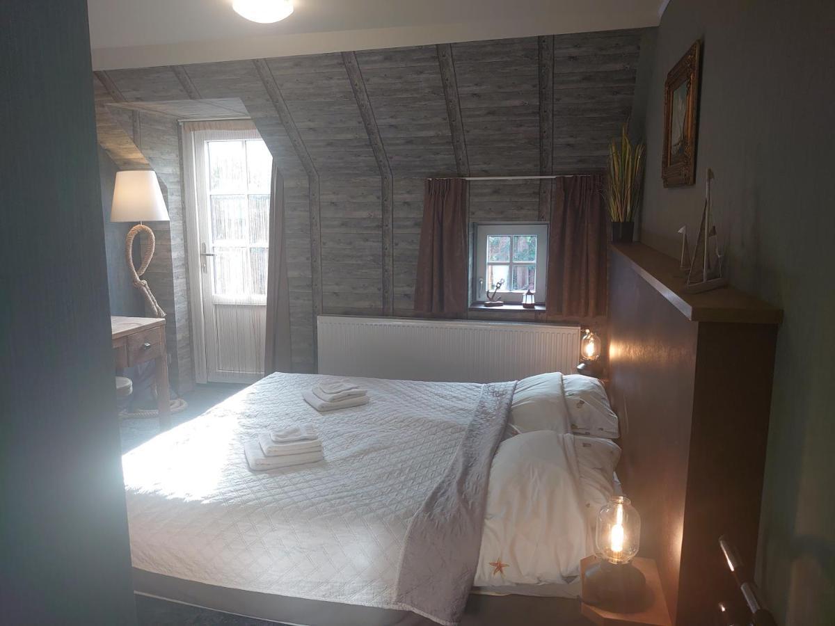 De Cyprian Bed & Breakfast Kaard Kültér fotó