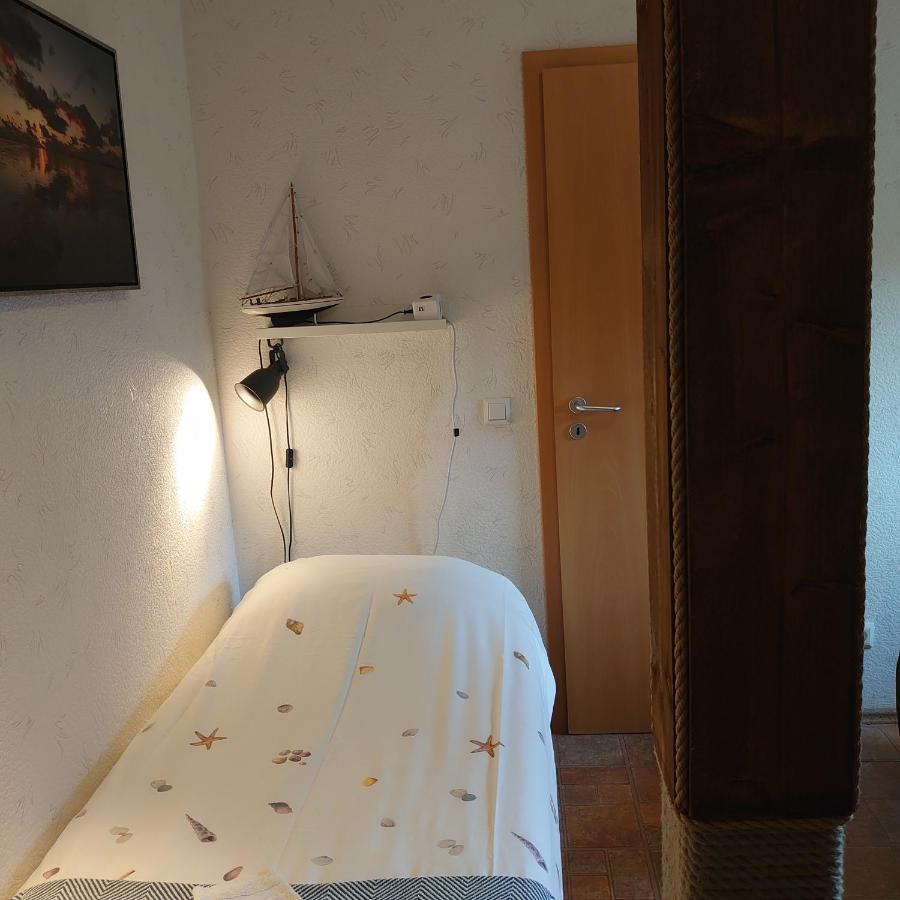 De Cyprian Bed & Breakfast Kaard Kültér fotó