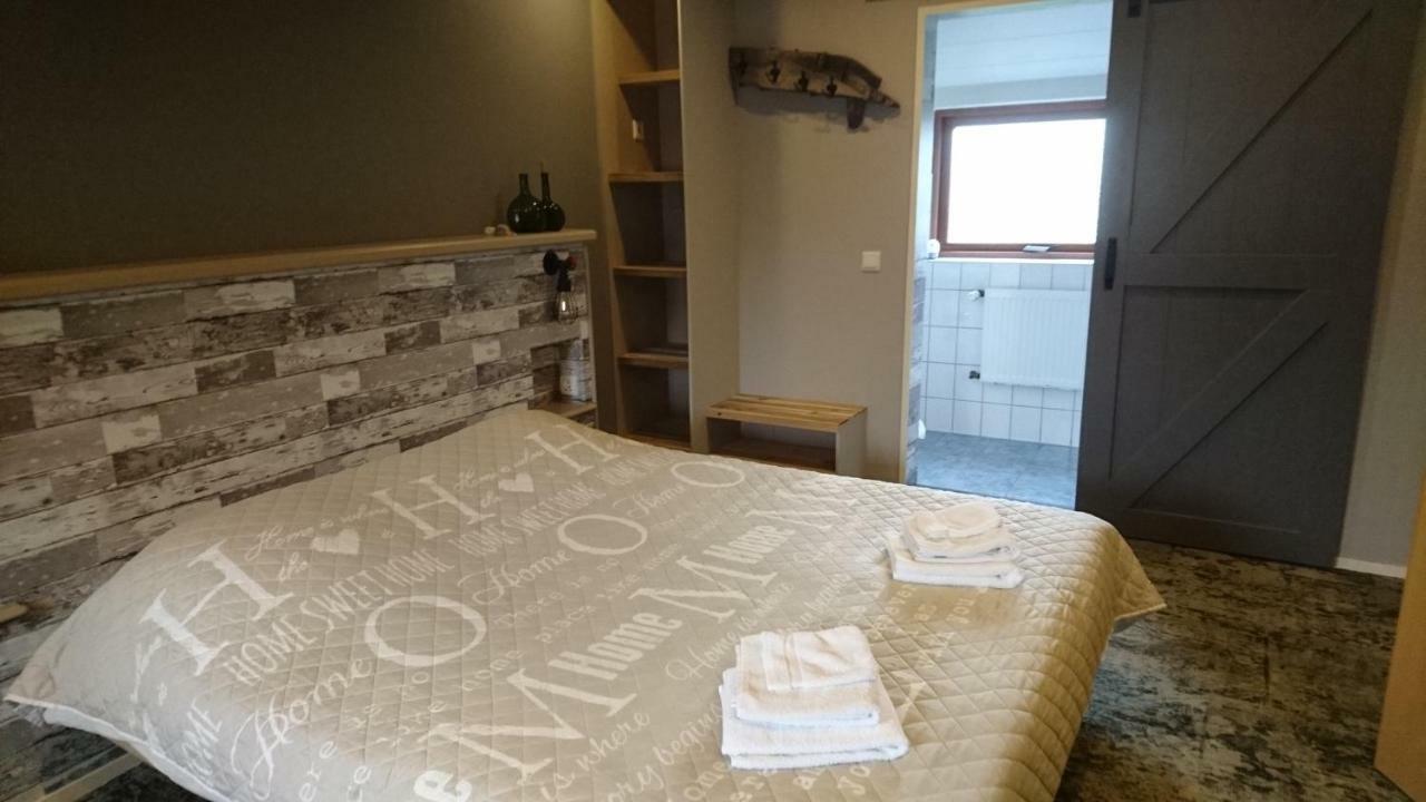 De Cyprian Bed & Breakfast Kaard Kültér fotó