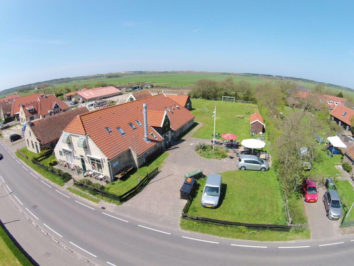 De Cyprian Bed & Breakfast Kaard Kültér fotó